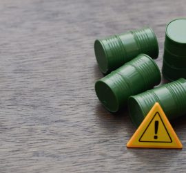 Oil Breakout Stalls as Stock Market Volatility Rises